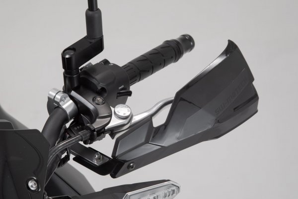 Handguard Mounting Kit Black. For 22 mm handlebars. 1-point attachment.