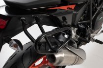 SLC side carrier left KTM 690 Duke (16-17).