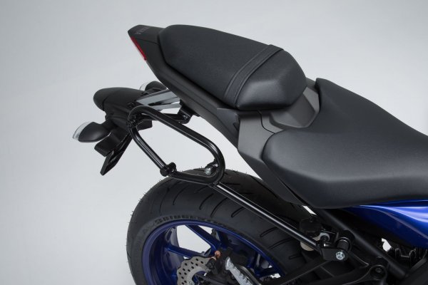 SLC side carrier left Yamaha MT-07 (14-17).