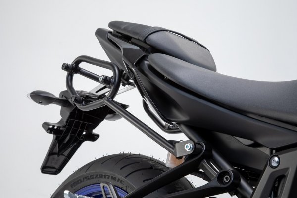 SLC side carrier left Yamaha MT-07 (18-).