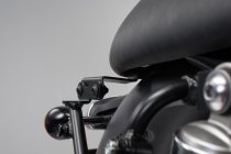 Adapter for SLC side carrier left For Bonneville T100/120 (16-) w/o pass. grab rail.