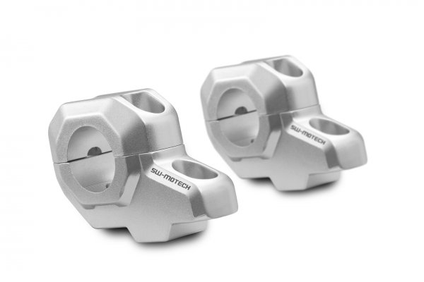 Bar back for Ø 28 mm handlebar H=30 mm. Back 22 mm. Black.