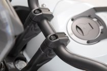 Bar riser for Ø 28 mm handlebar H=20 mm. Black.