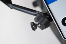 Anti-theft protection for PRO side carrier QUICK-LOCK function. 2 matching locks, 2 keys.