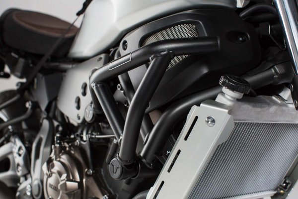 Crash bar Black. Yamaha XSR700 (15-).