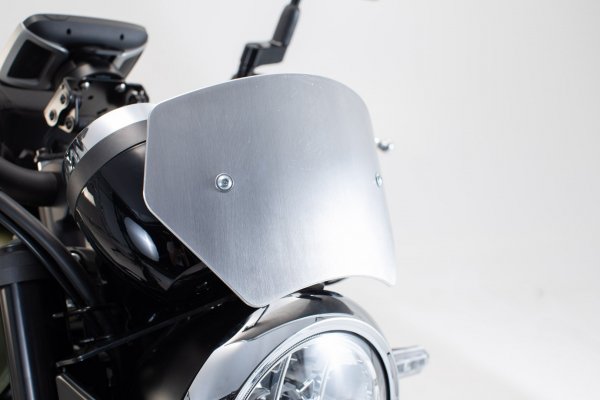 Windscreen Silver. Kawasaki Z900RS (17-).