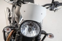 Windscreen Grey. Triumph Street Twin 900 (18-).