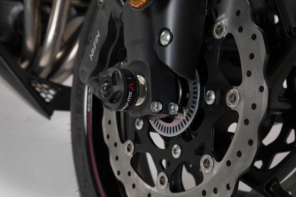 Slider set for front axle Black. Suzuki GSX-S750 (17-).