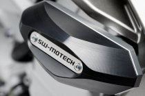 Slider set for frame Black. Yamaha FJR 1300 (06-).