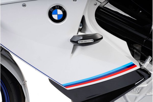 Slider set for frame Black. BMW F 800 ST (06-12).