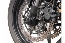 Slider set for front axle Black. Kawasaki Versys (10-14).