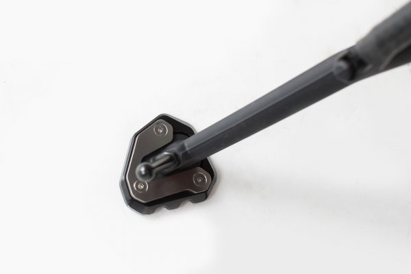 Extension for side stand foot Black/Silver. KTM 1290 Super Duke GT (16-17).