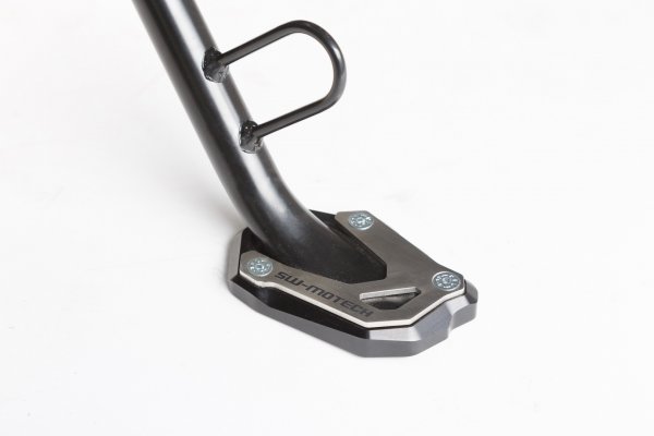 Extension for side stand foot Black/Silver. V-Strom 1000 / 1050, GSX-S 1000/F.