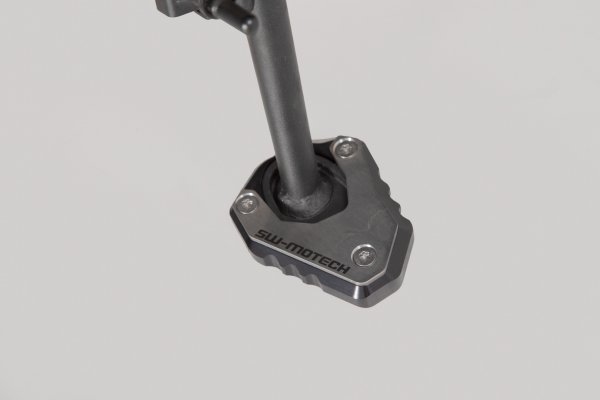 Extension for side stand foot Black/Silver. Kawasa Versys 650 (15-), Z H2 (19-).