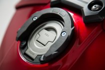 EVO tank ring Black. Yamaha MT-09 Tracer (14-18).