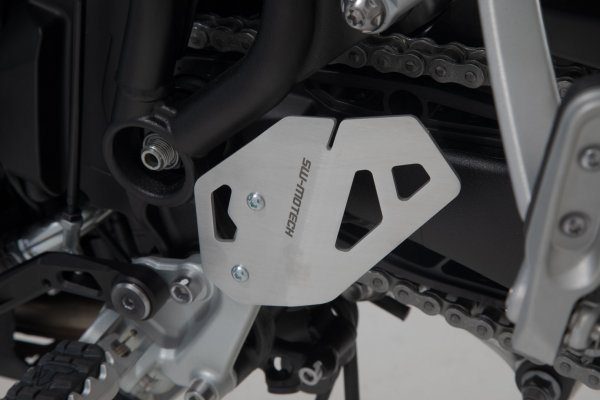 Heel guard left Silver. Triumph Tiger 900/GT/Rally/Pro (19-).