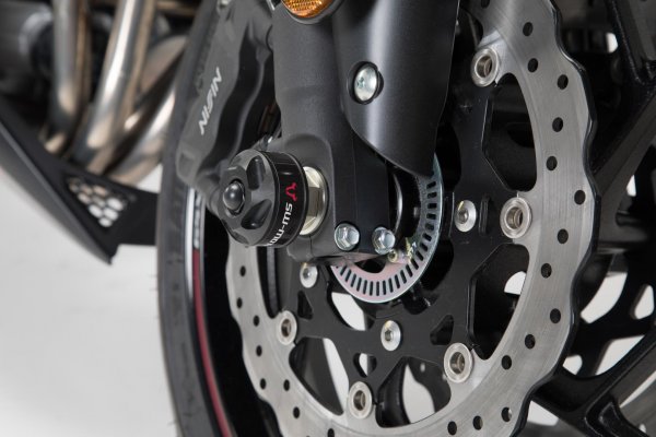 Slider set for front axle Black. Suzuki GSX-S750 (17-).