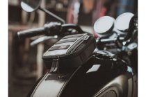 Legend Gear tank strap SLA Moto-Guzzi V7 II (14-).