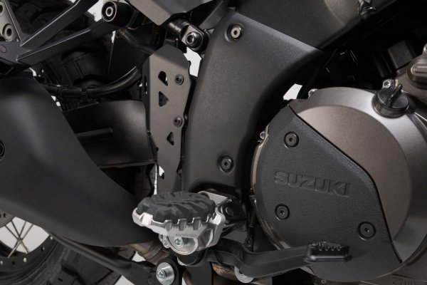 Brake cylinder guard Black. Suzuki V-Strom 1050 (19-).