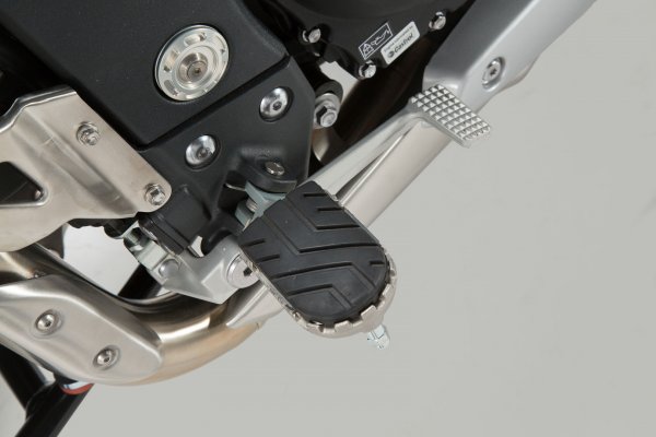 ION footrest kit Triumph Tiger 1050, BMW R 1200 R/ R nineT/ F 900.