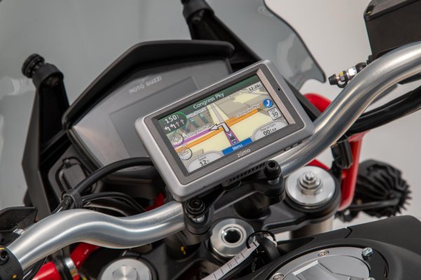 GPS mount for handlebar Black. Moto Guzzi V85 TT (19-).